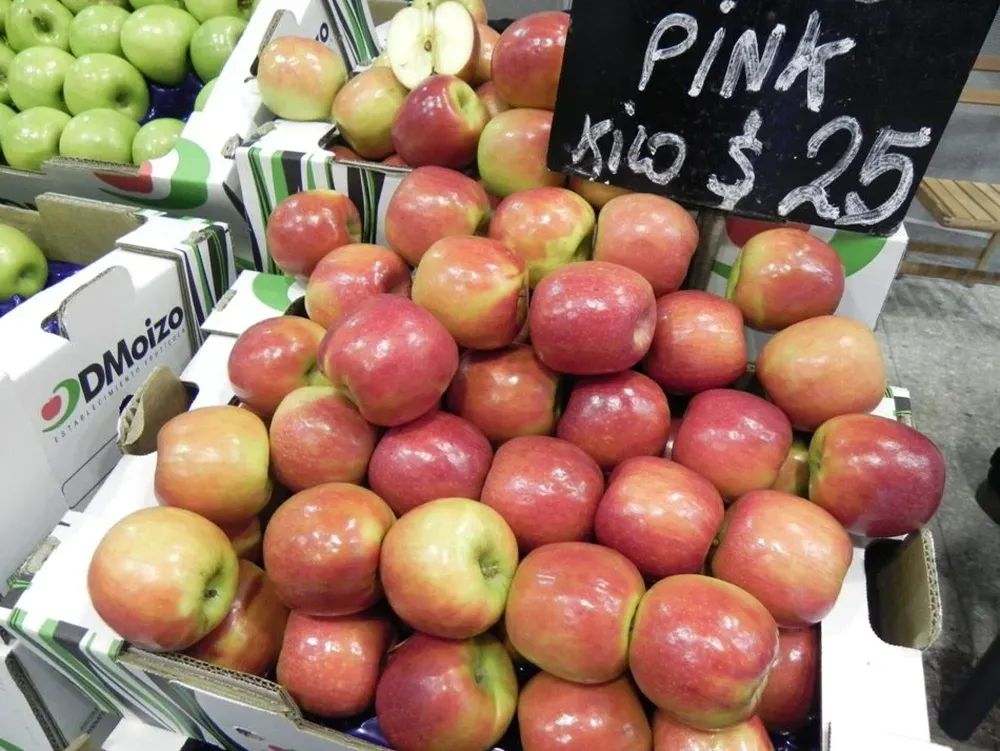 Manzanas lideran la demanda interna de frutas