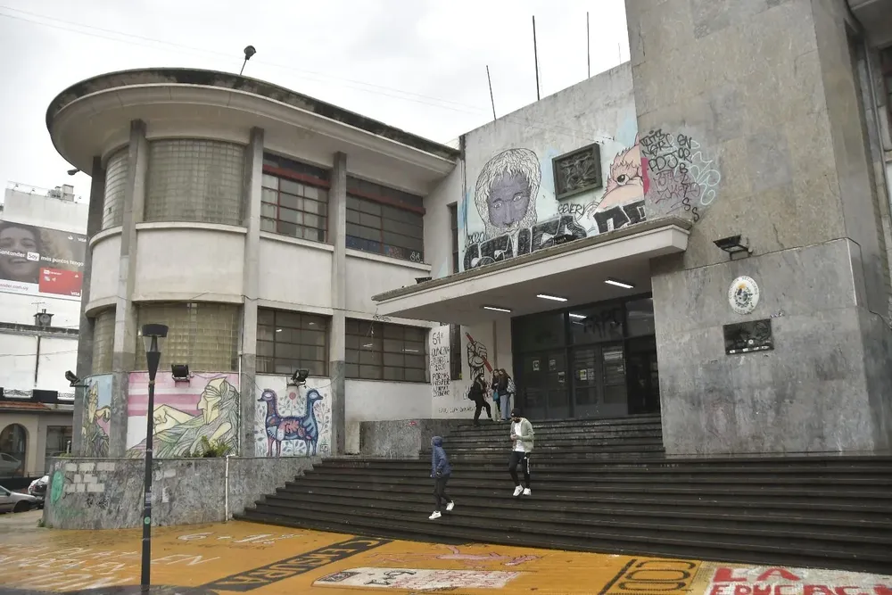 Fachada del Liceo Zorrilla
