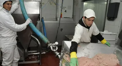 Empresas de la alimentación en caída libre y compleja relación con los sindicatos
