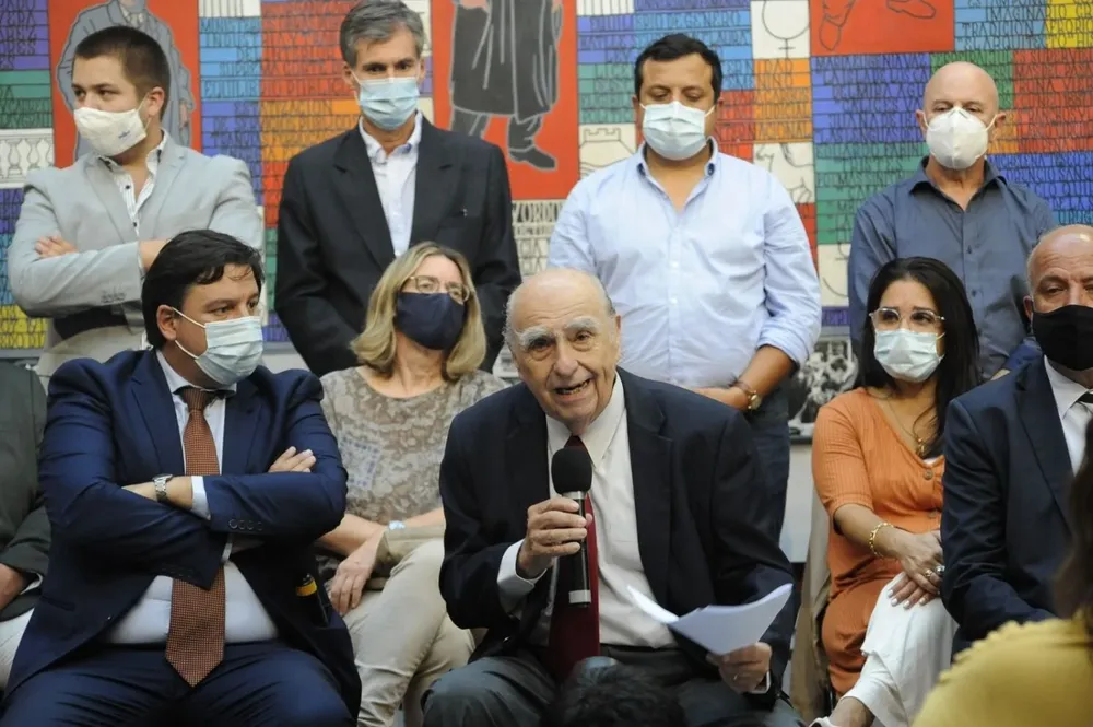 Adrián Peña junto a Julio María Sanguinetti en un acto del Partido Colorado