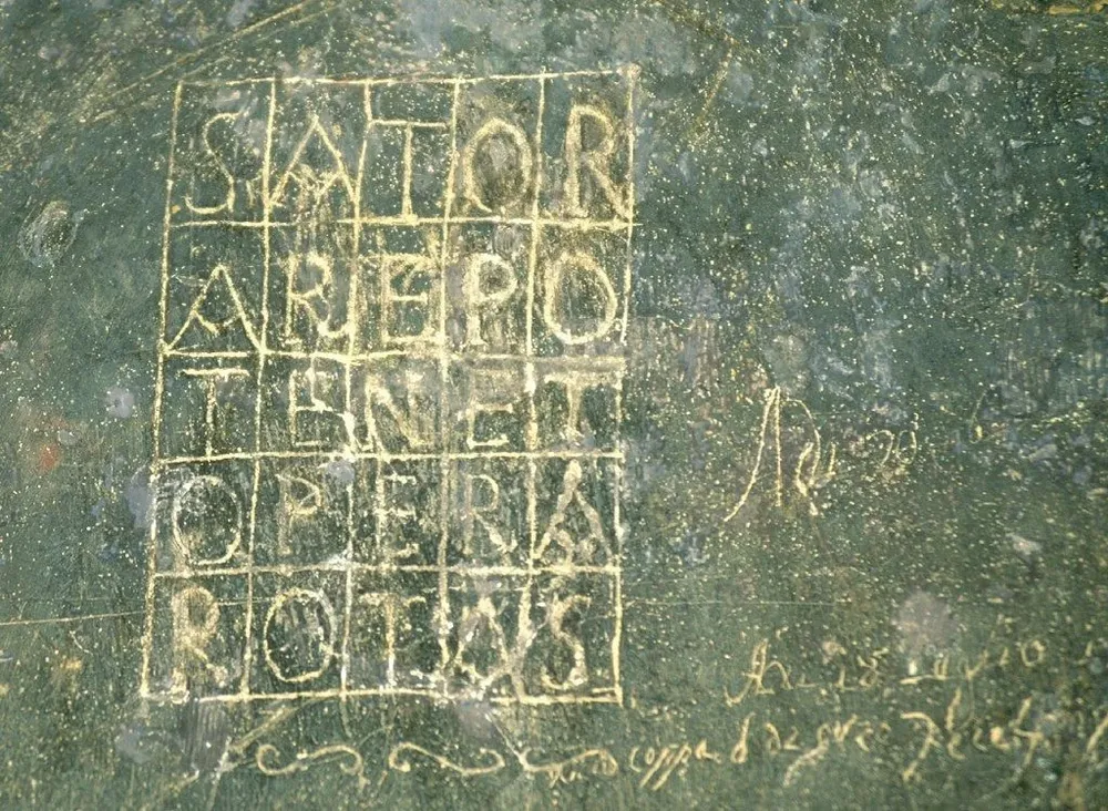 El cuadrado de Sator.