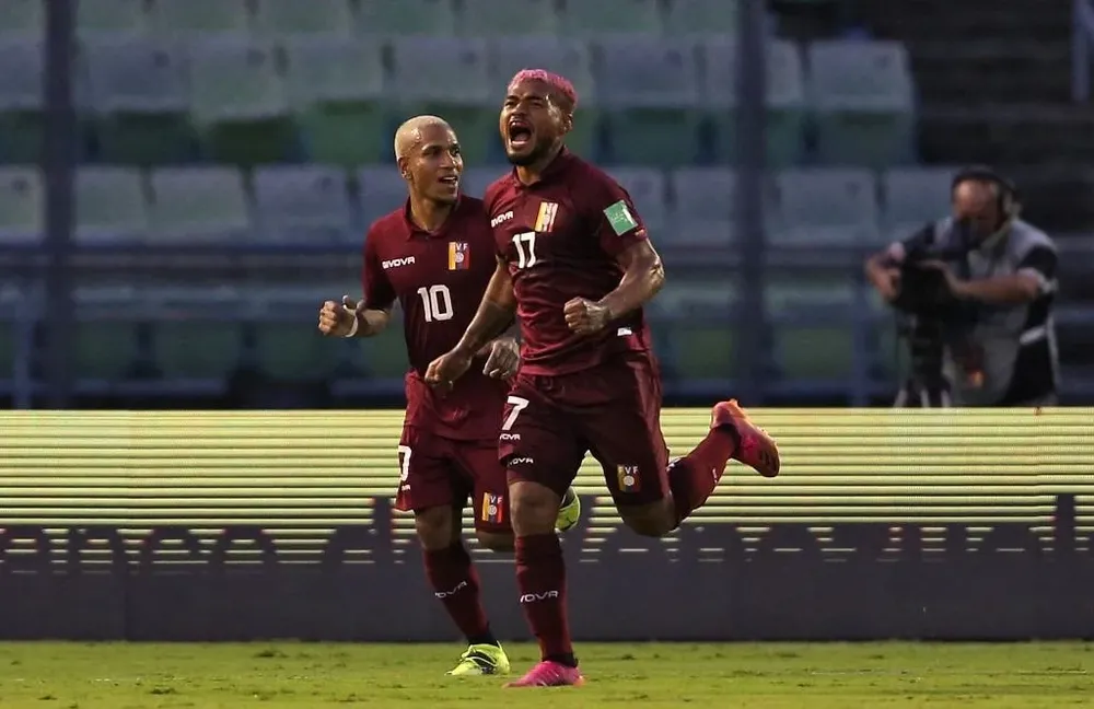 El festejo del gol no validado a Josef Martínez