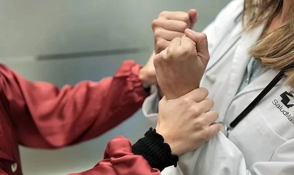 Médicos en alerta por agresiones