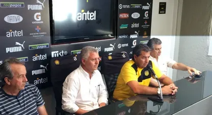 Presentaron a Da Silva: quiere un 9 y le abre la puerta a Estoyanoff
