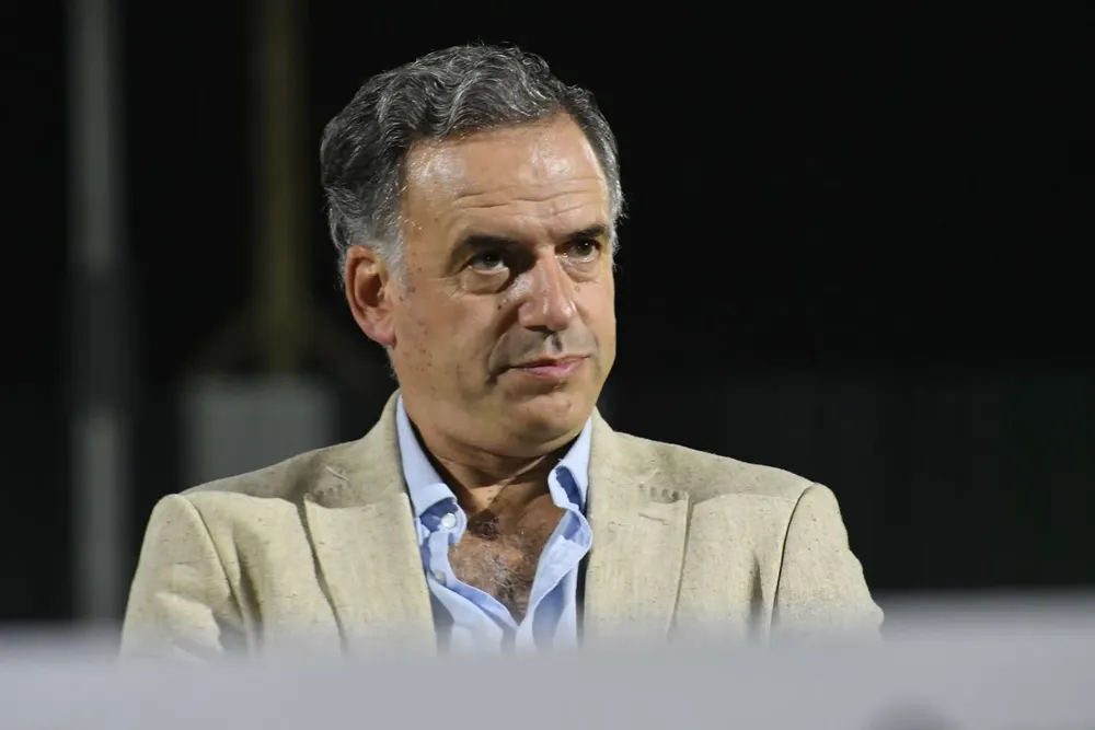 El precandidato a la Presidencia por el Frente Amplio, Yamandú Orsi