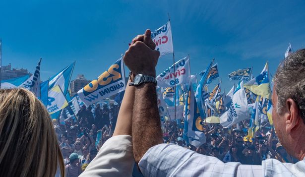 Delgado y Ripoll cerraron en Montevideo