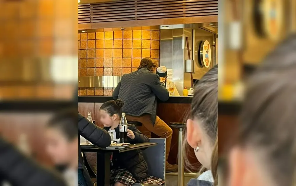 Lacalle Pou fue fotografiado por una de las personas que estaba en el lugar