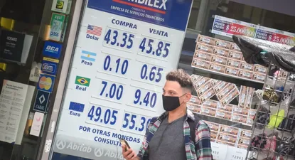 Así abrió el dólar este jueves 4 de agosto: $ 39,40 la compra y $ 41,80 la venta