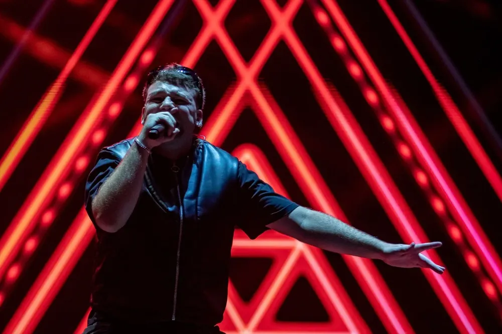 El cantante canario Quevedo durante su actuación en el Share Festival Barcelona.