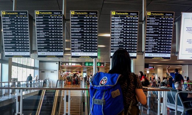 Esta es la aerolínea con más vuelos cancelados en España en 2024, según Flightright