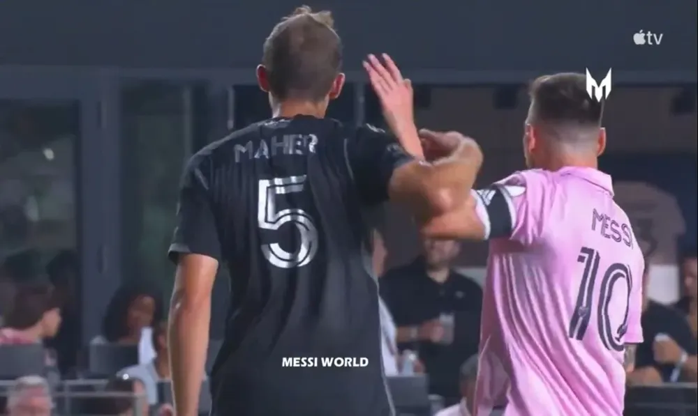 La bronca de Lionel Messi con Jack Maher