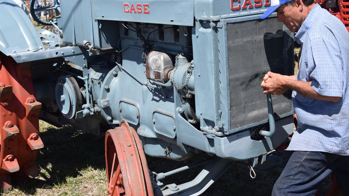 Joyas de la agricultura brillan en la Expoactiva: un tractor del 37 y otros tesoros resurgen del pasado
