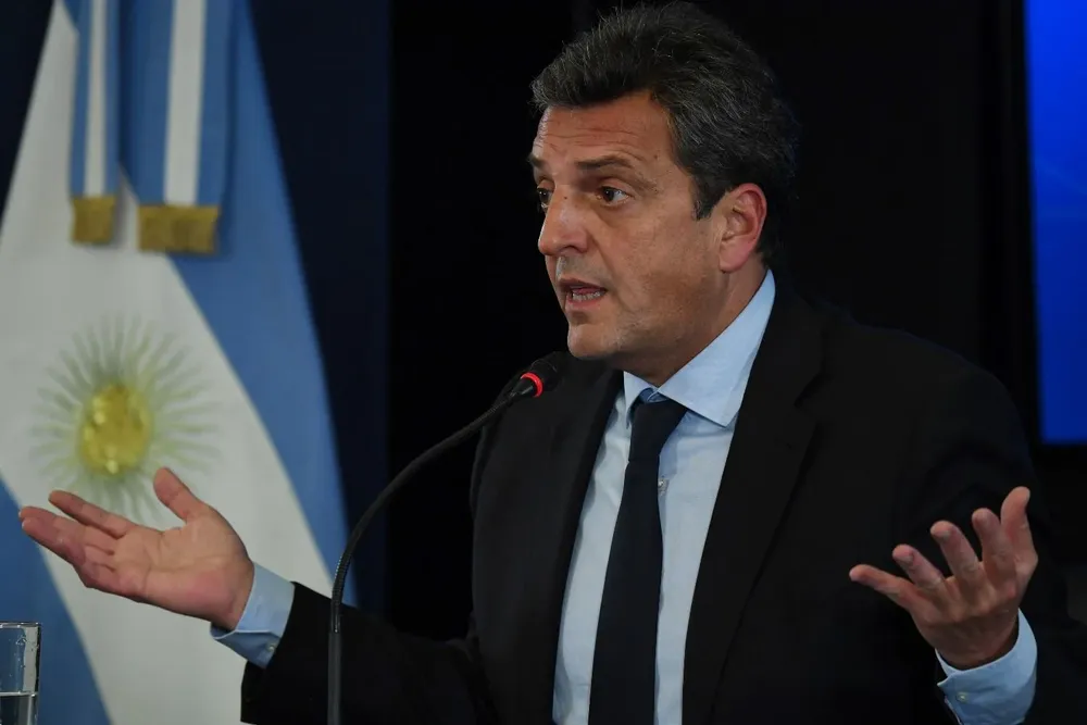 El ministro de Economía, Sergio Massa, pedirá más dólares al Fondo conforme se avecinan las elecciones