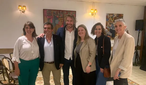 El ex capitán de la selección uruguayo e ídolo de los paulistas atrae turistas brasileños a Uruguay
