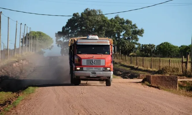 Bascou instó a mejorar la caminería