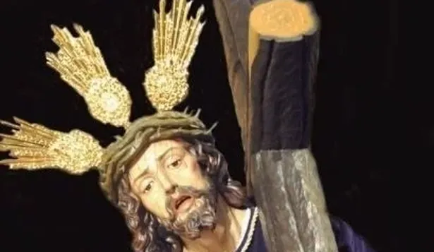 El Cristo de la Tres Caídas procesiona por primera vez este Miércoles Santo.