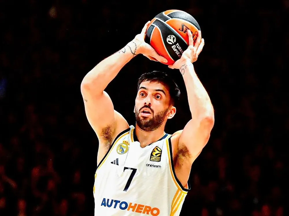 De la mano de Campazzo.