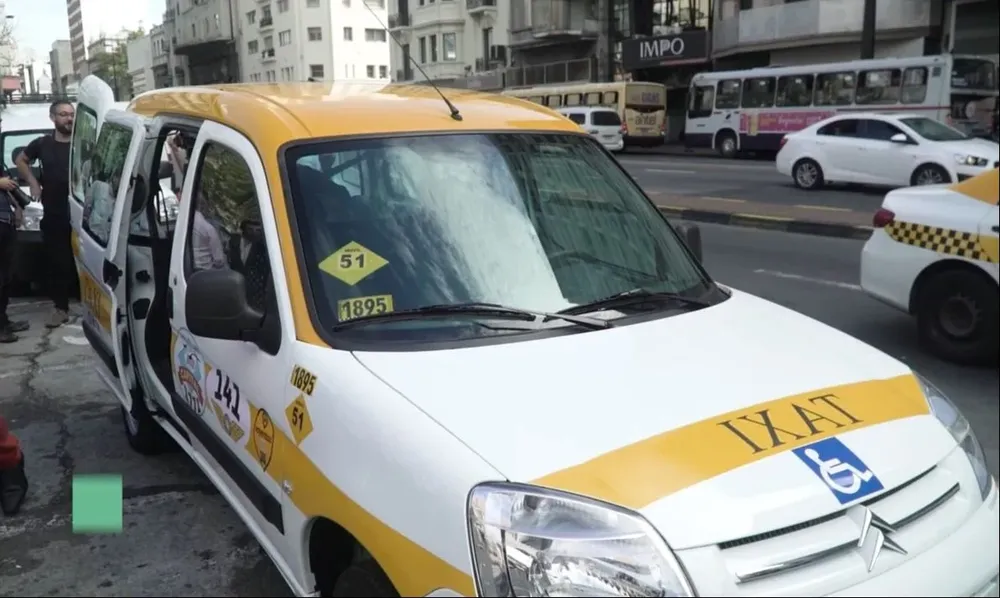 Taxi accesible