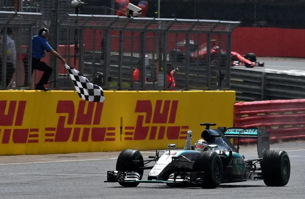 Hamilton ganó ante su público en Silverstone
