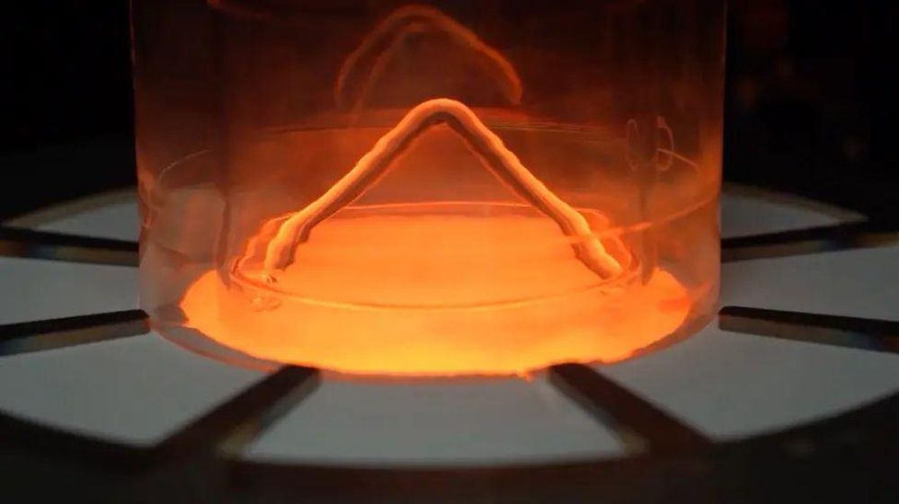 Muy pocas organizaciones pueden suministrar telururo de cadmio y zinc.