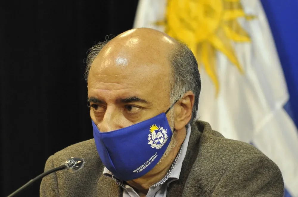El ministro de Trabajo, Pablo Mieres, anunció que se clausurarán locales que no cumplan los protocolos para evitar la propagación el coronavirus
