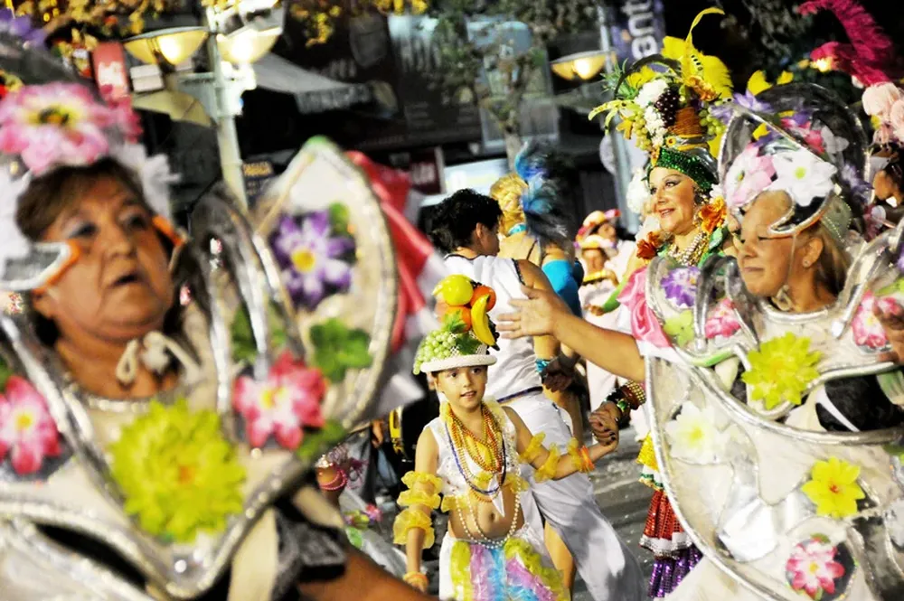 Participaron siete formaciones y hubo una del interior