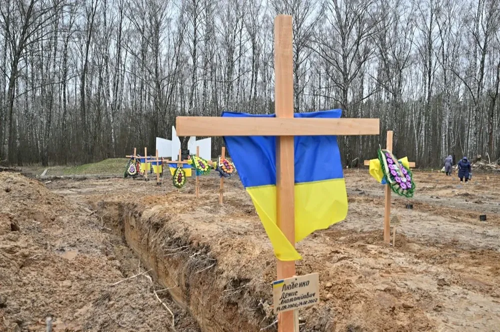 Cementerio en Chernigiv, al norte de Ucrania