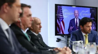 Bolsonaro y su equipo de gobierno escuchan el discurso de Joe Biden durante la Cumbre del Clima
