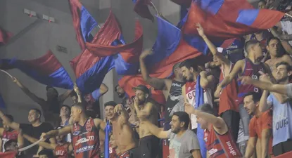 La hinchada de Goes vive un momento especial