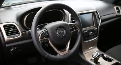 Fabricante de Peugeot y Fiat confirman inicio de fusión y suben en la bolsa