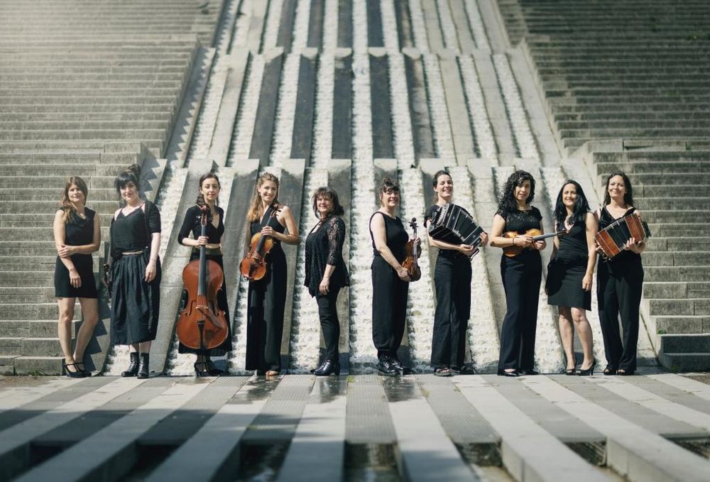 Fleurs Noires se presenta por primera vez en Uruguay en La Trastienda