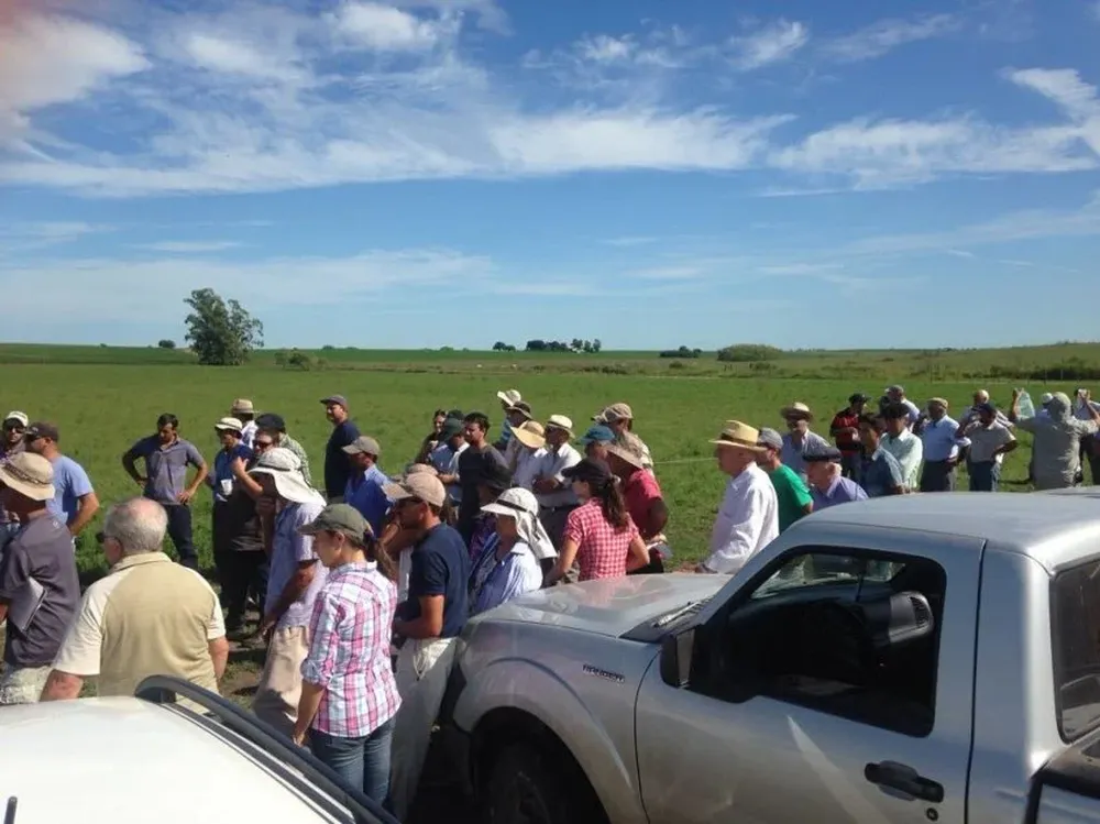 La concurrencia se informó en detalle sobre los sistemas de producción de los hermanos Passarino