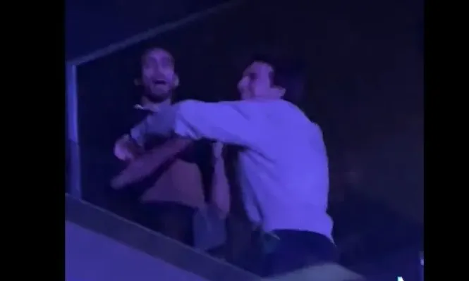 El baile del Pelado Cáceres junto a Riqui Puig, la expromesa de FC Barcelona