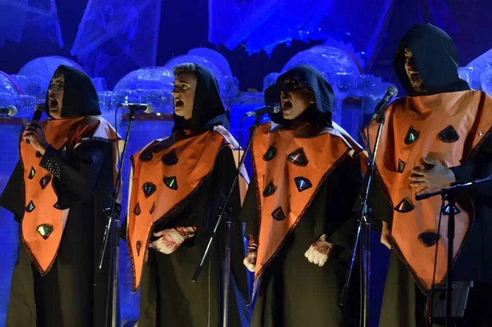 Momosapiens en el concurso de 2017 en el Teatro de Verano.