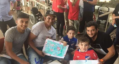 El plantel de Nacional visitó la Teletón