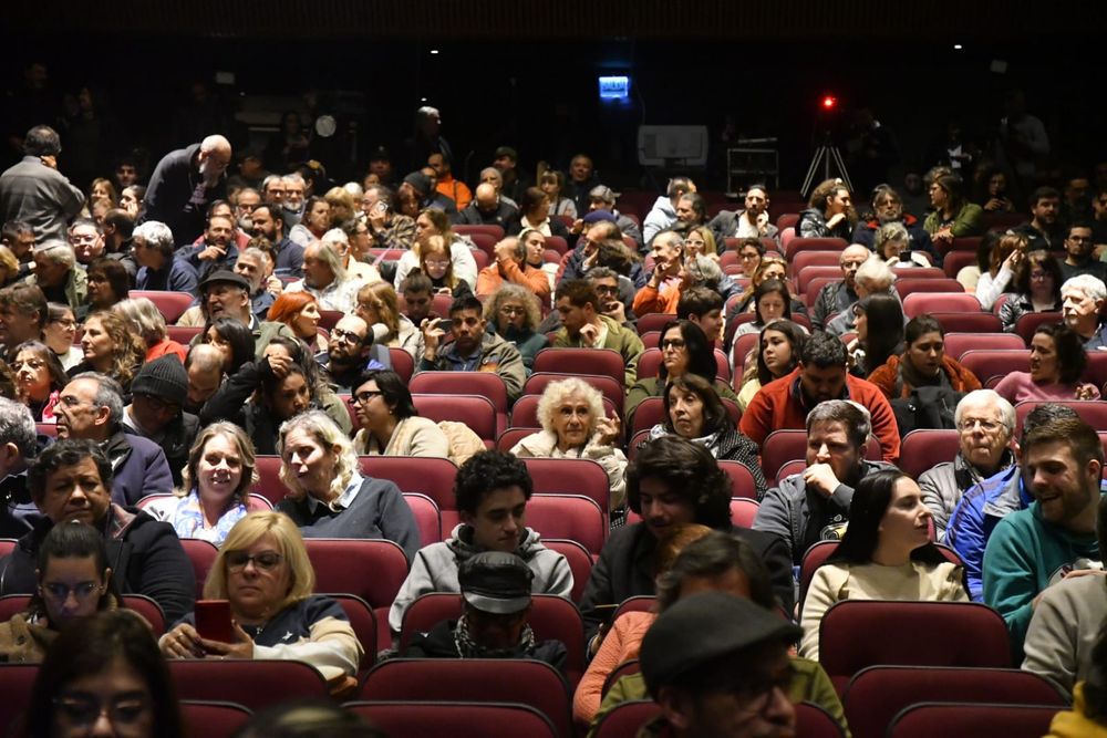 Lanzamiento de campaña en el teatro El Galpón