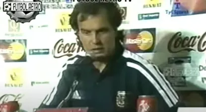 Marcelo Bielsa en el Centenario en 2001
