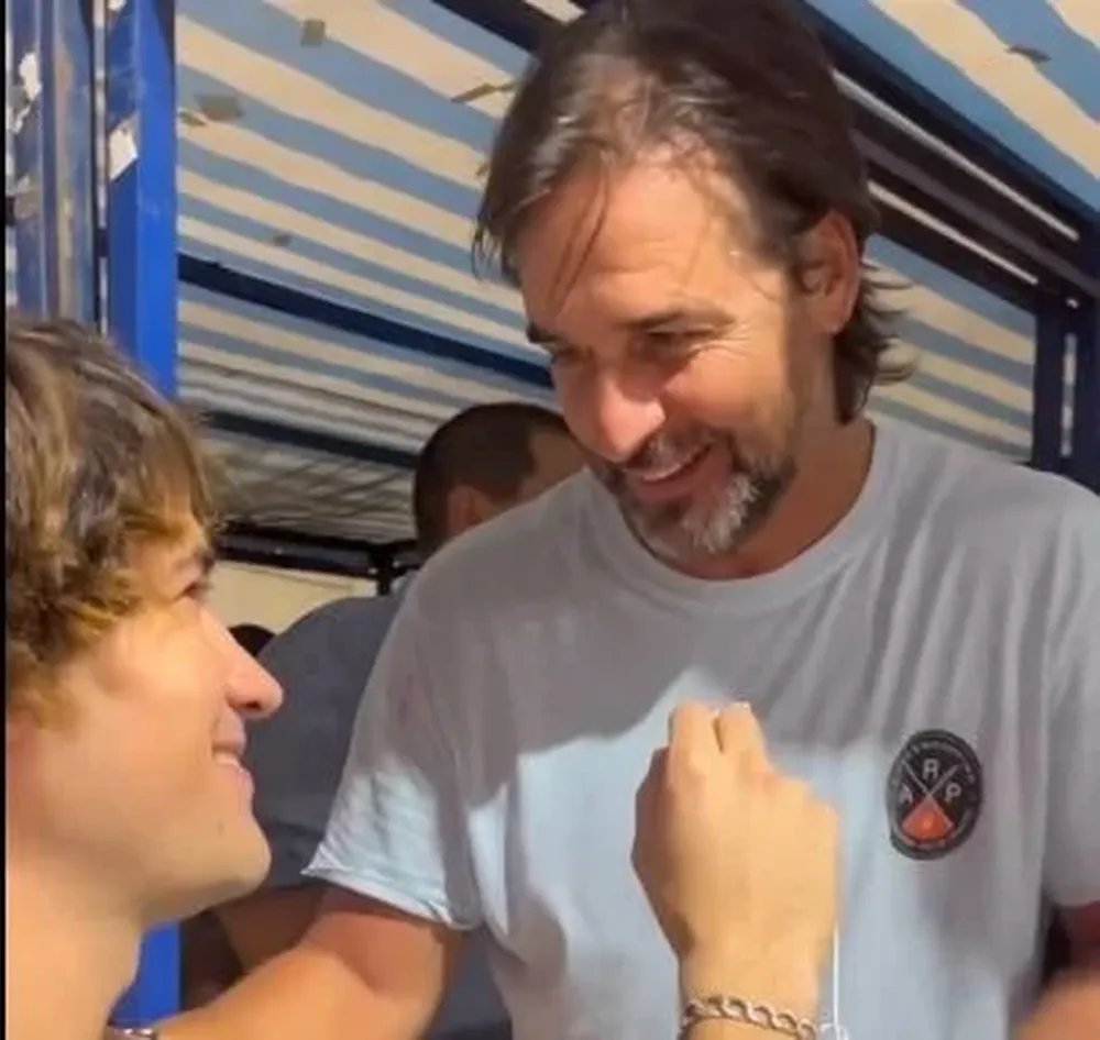 Luis Lacalle Pou con Valerio en el Carnaval de Melo