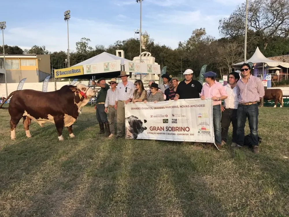 El equipo de La Victoria y Rincao da Figura en inédita presencia en el Braford.