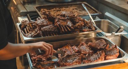 INAC realizó el lanzamiento y brindó para degustar carnes ovinas preparadas por el chef Raúl Lemos.