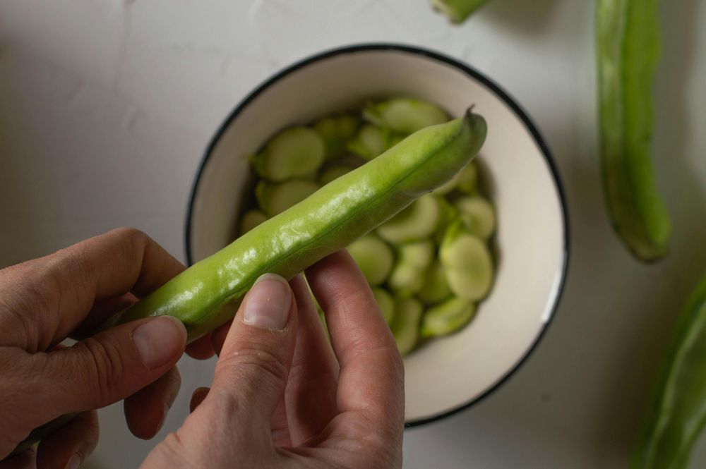 Frutas y verduras: ingresos y egresos en la Lista Inteligente y la presencia de habas es una de las novedades.