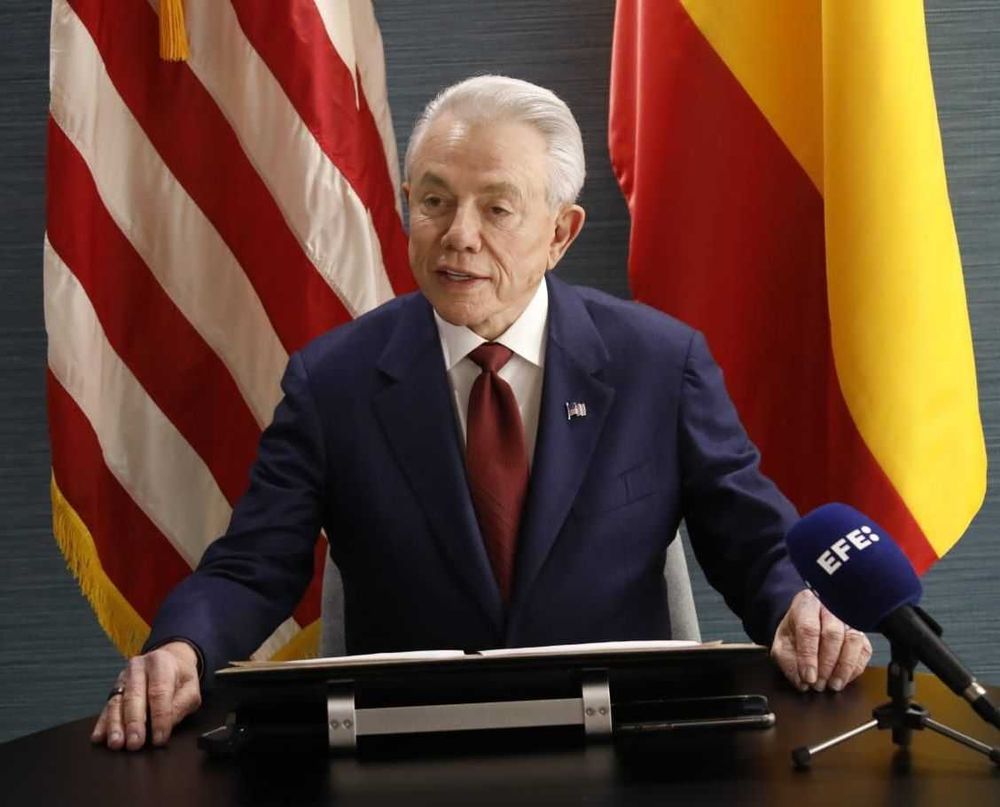 El empresario y flamante embajador en España, Benjamín León Jr.