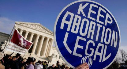 Trump revocó una medida de Biden que obligaba a hospitales a garantizar el acceso al aborto en situaciones de emergencia