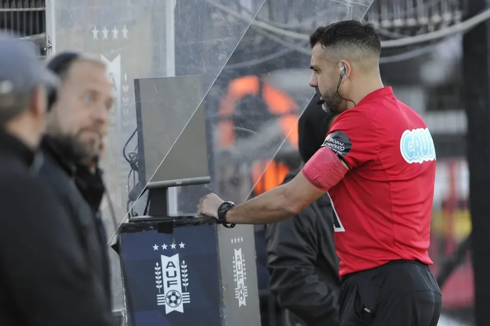 Christian Ferreyra en Danubio vs Peñarol