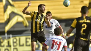 Kagelmacher jugará ante Danubio pese al riesgo de perderse el clásico