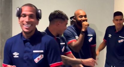 El bailecito de los jugadores de Nacional tras el gran triunfo ante Bahia