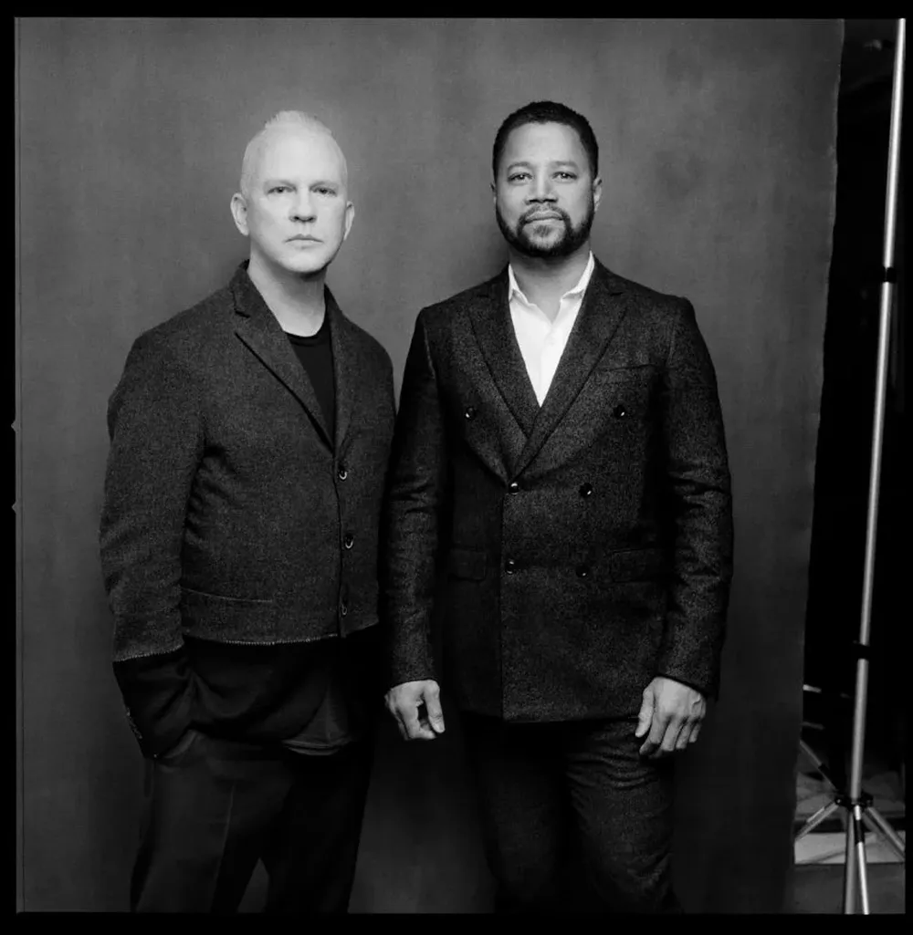 Ryan Murphy y Cuba Gooding Jr que encarnó a OJ Simpson