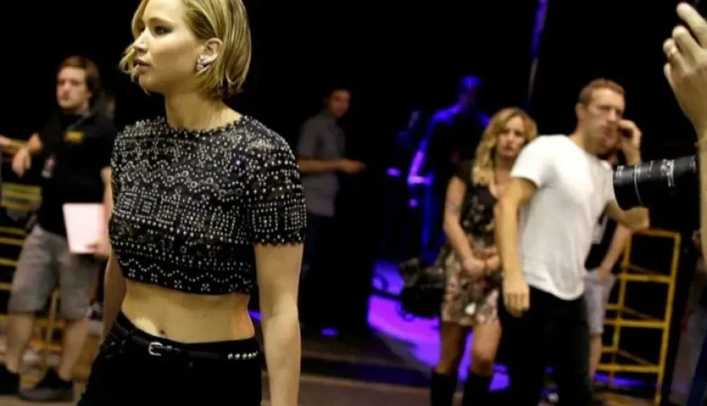 Jennifer Lawrence y Chris Martin en un concierto de Coldplay en Las Vegas