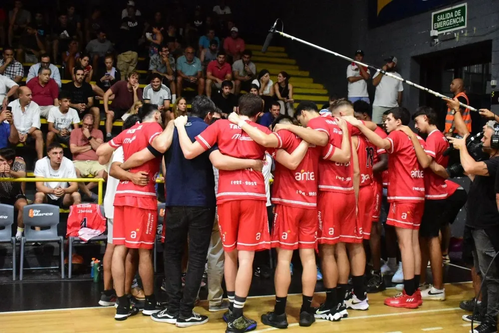 Trouville sigue un año más en la Liga Uruguaya de Básquetbol