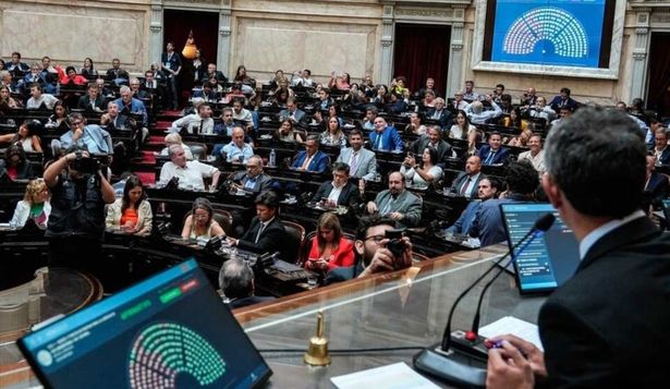 La oposición del Congreso se juega todas sus cartas en plena época electoral.